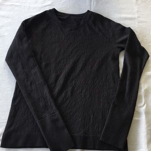 Lululemon long sleeve top size 12